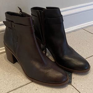NWOT | Halogen | Brown Leather Heeled Booties | Size 8.5